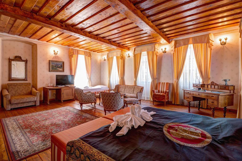 Penzion Cosmopolitan I. Banská Štiavnica Kültér fotó